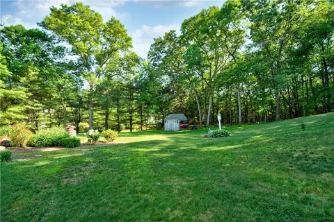 47 Crestview Dr, Mendon, MA 01756 photo 39