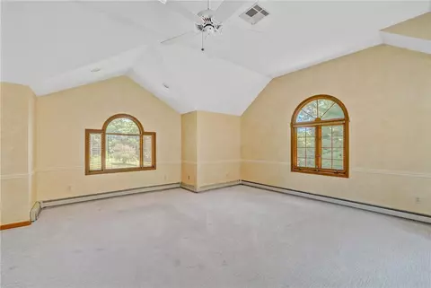 47 Crestview Dr, Mendon, MA 01756 photo 22