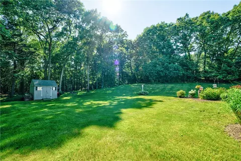 47 Crestview Dr, Mendon, MA 01756 photo 40