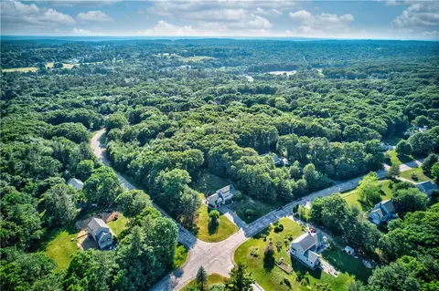 47 Crestview Dr, Mendon, MA 01756 photo 41