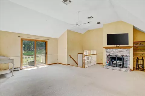 47 Crestview Dr, Mendon, MA 01756 photo 15