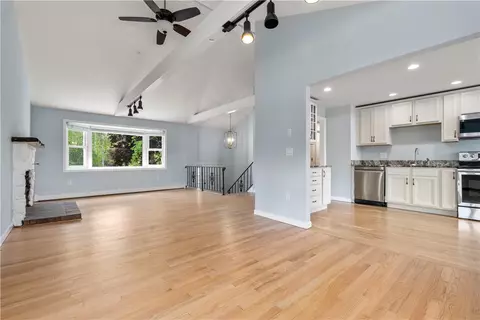 200 Charge Pond Rd, Wareham, MA 02571 photo 16
