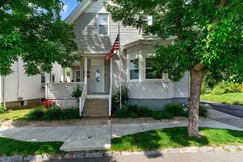 82 Orchard St, East Providence, RI 02914