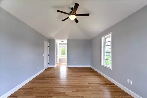 551 Louise St, Woonsocket, RI 02895 photo 20