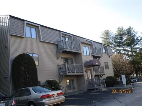 52 Village Ct #52, West Warwick, RI 02893