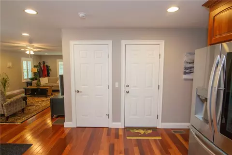 Entry Way - 4 Crestview Dr, Westerly, RI 02891 photo 1 of 2
