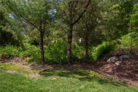 Exterior - 4 Crestview Dr, Westerly, RI 02891 photo 5 of 6