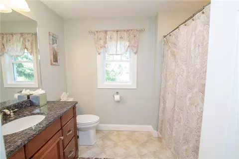 Bath - 4 Crestview Dr, Westerly, RI 02891 photo 5 of 5