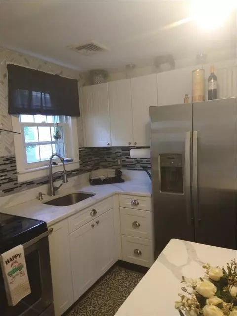 Kitchen - 19 Etta St, Warwick, RI 02889 photo 3 of 3