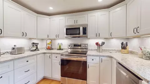 Kitchen - 901 Brookhaven Ln, Woonsocket, RI 02895 photo 2 of 4