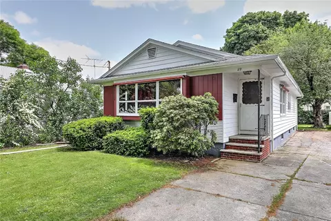 89 Enfield Ave, Providence, RI 02908
