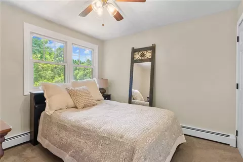 Bedroom - 70 Harborview Dr, Warwick, RI 02889 photo 3 of 3