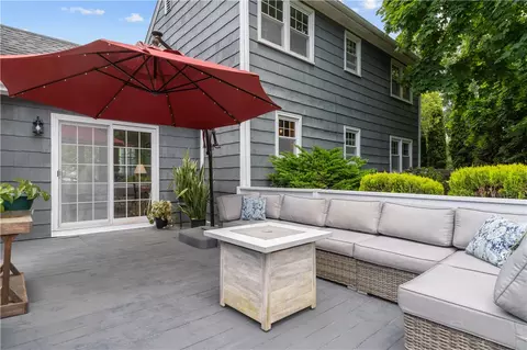 Exterior - 70 Harborview Dr, Warwick, RI 02889 photo 3 of 6