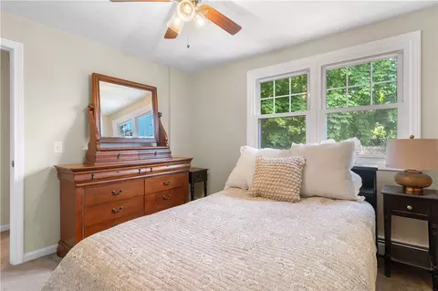 Bedroom - 70 Harborview Dr, Warwick, RI 02889 photo 2 of 3