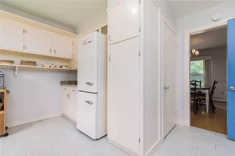 5 Westview Dr, Westerly, RI 02891 photo 9