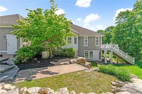 Exterior - 7 Kettle Close, Westerly, RI 02891 photo 5 of 10