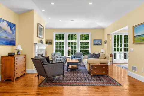 Living - 7 Kettle Close, Westerly, RI 02891 photo 1 of 6