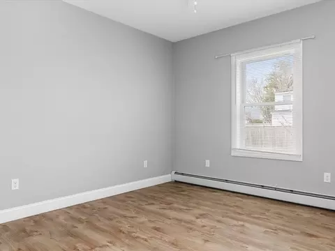 8 Gladding St, Bristol, RI 02809 photo 18