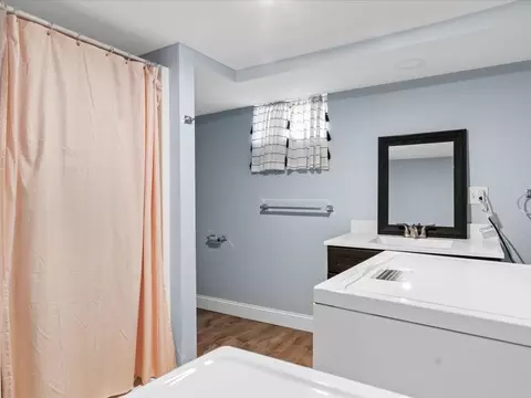 8 Gladding St, Bristol, RI 02809 photo 20