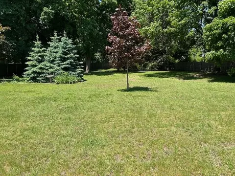Exterior - 225 Spooner Ave, Warwick, RI 02886 photo 9 of 11