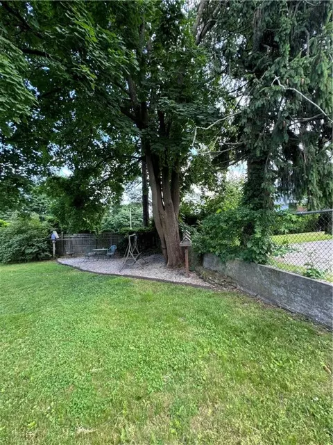 47 Kindergarten St, Woonsocket, RI 02895 photo 7