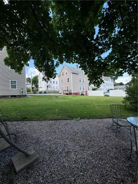 47 Kindergarten St, Woonsocket, RI 02895 photo 12