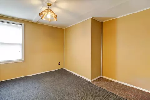 Bedroom - 30 Fairlawn Ave, Woonsocket, RI 02895 photo 7 of 8