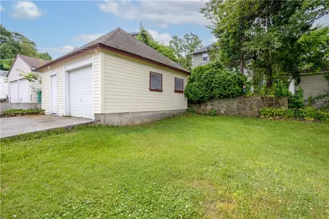 Exterior - 30 Fairlawn Ave, Woonsocket, RI 02895 photo 4 of 7