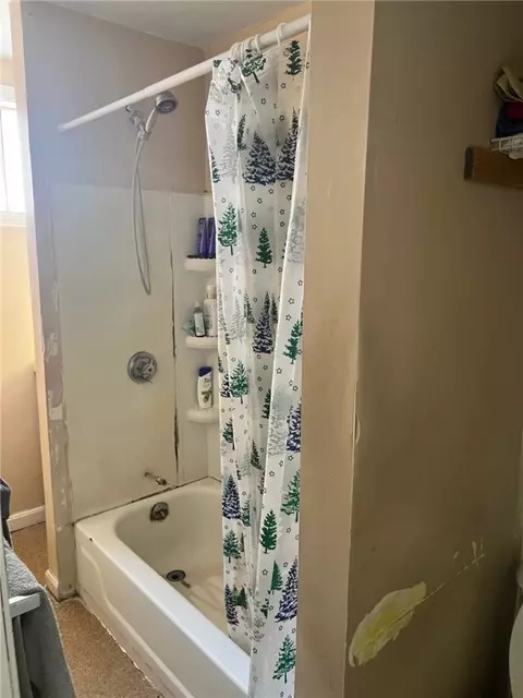 110 Daniels St, Woonsocket, RI 02895 photo 10