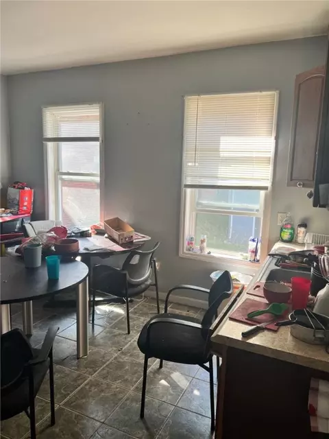 110 Daniels St, Woonsocket, RI 02895 photo 7