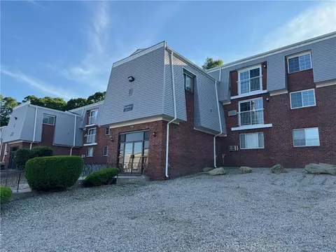 300 Smithfield Rd #B1-7, North Providence, RI 02904