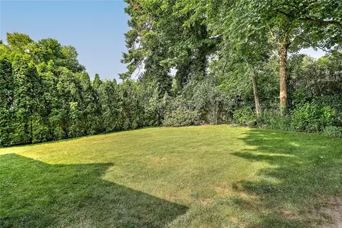 833 Main St, Warren, RI 02885 photo 8