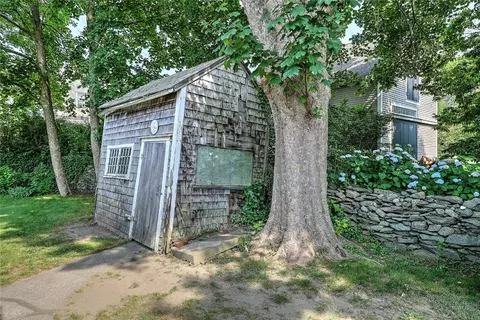 833 Main St, Warren, RI 02885 photo 7