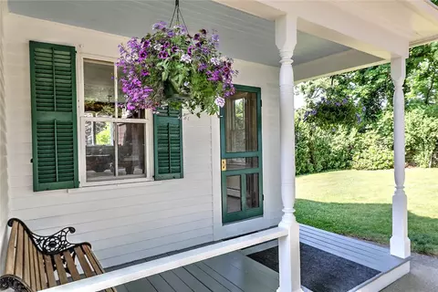 833 Main St, Warren, RI 02885 photo 5