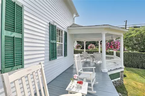 833 Main St, Warren, RI 02885 photo 12