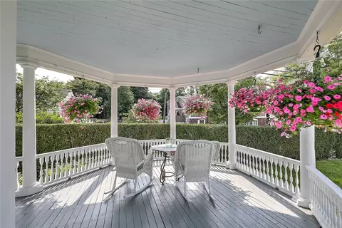 833 Main St, Warren, RI 02885 photo 13