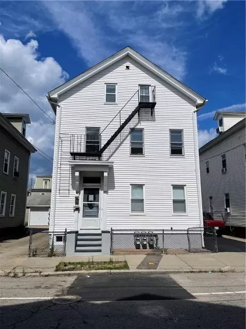 56 Vinton St, Providence, RI 02909