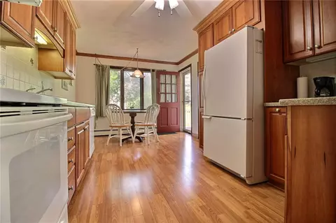 Kitchen - 4 Forrestal Dr, Westerly, RI 02891 photo 3 of 4