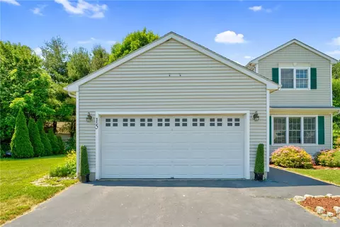 Exterior - 15 Wilson Ln, Killingly, CT 06239 photo 2 of 12