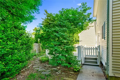 Exterior - 15 Wilson Ln, Killingly, CT 06239 photo 5 of 12