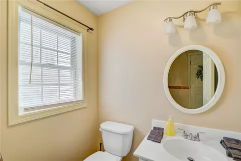 Bath - 15 Wilson Ln, Killingly, CT 06239 photo 3 of 6