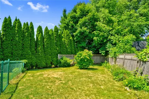 Exterior - 15 Wilson Ln, Killingly, CT 06239 photo 10 of 12