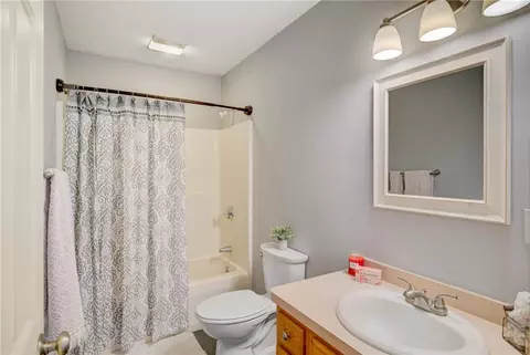 Bath - 15 Wilson Ln, Killingly, CT 06239 photo 6 of 6