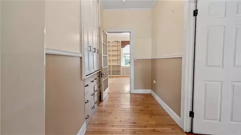 Entry Way - 51 Beach St, Westerly, RI 02891 photo 1 of 3