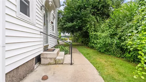 Exterior - 51 Beach St, Westerly, RI 02891 photo 5 of 6