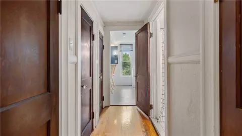Entry Way - 51 Beach St, Westerly, RI 02891 photo 2 of 3