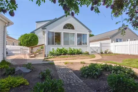 243 Pullen Ave, Pawtucket, RI 02861 photo 29