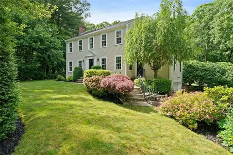 24 Deerfield Dr, Scituate, RI 02857