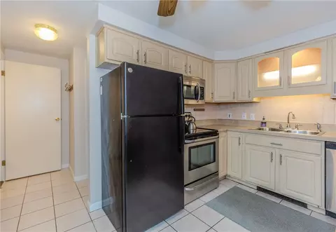 200 Post Rd #211, Warwick, RI 02888 photo 11
