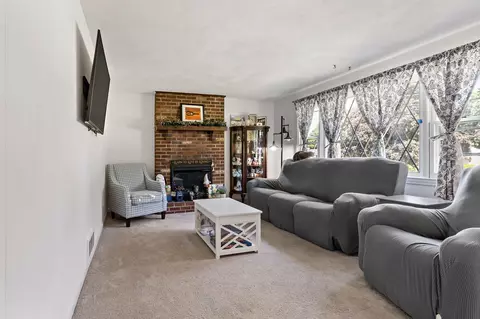 7 Gail Ct, Coventry, RI 02816 photo 22